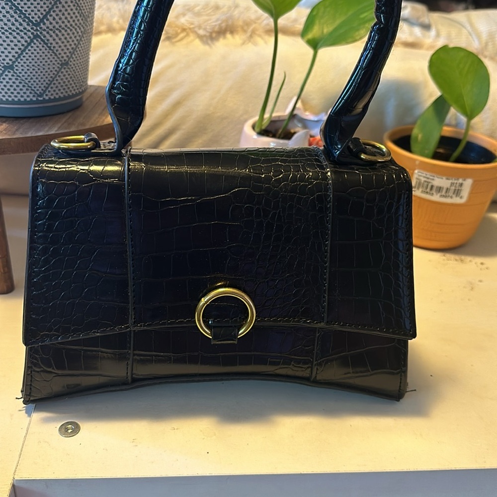 Black mini hand bag with strap - Picture 2 of 13